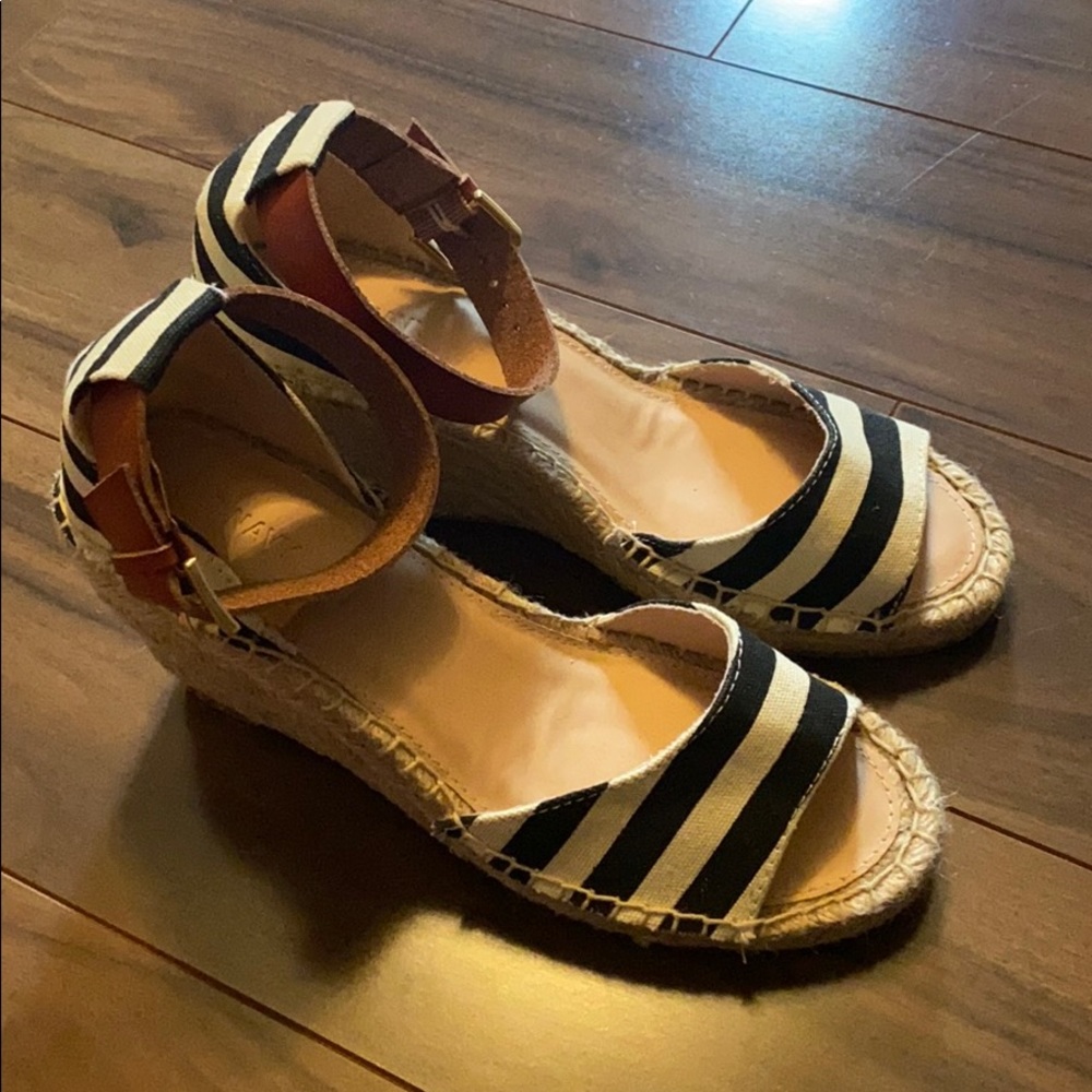 Old Navy Wedges
